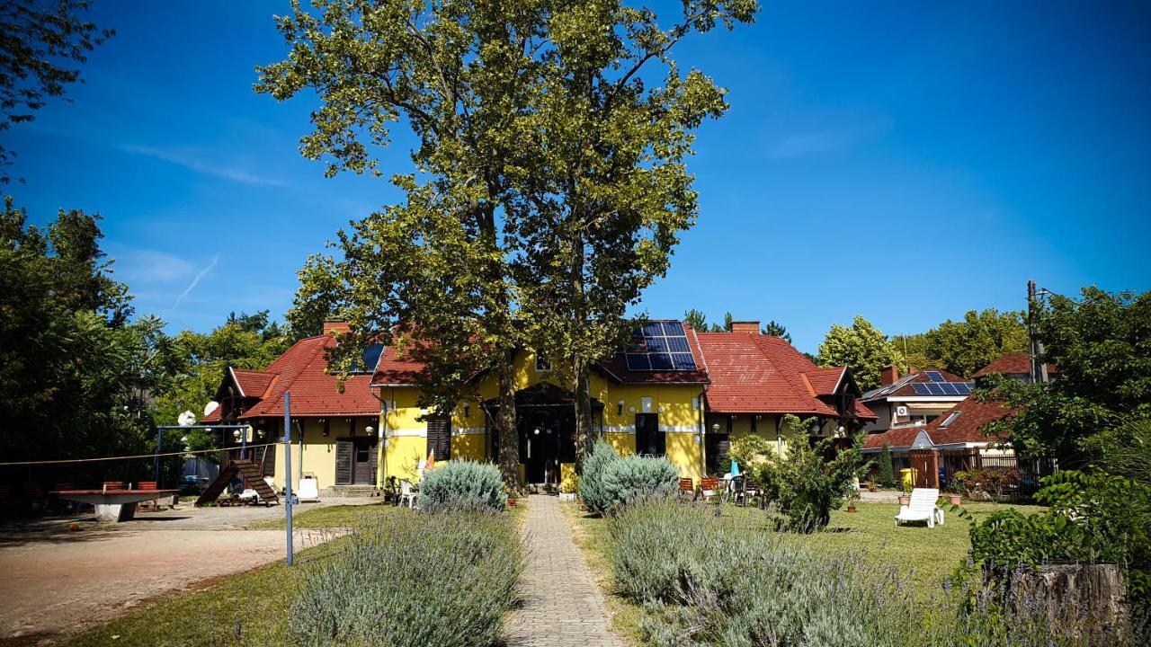 Harmónia Apartmanház Balatonlelle Ngoại thất bức ảnh