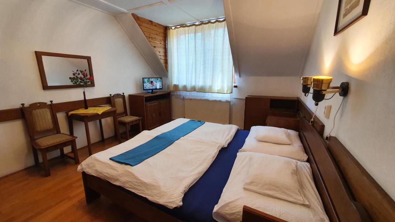 Harmónia Apartmanház Balatonlelle Ngoại thất bức ảnh