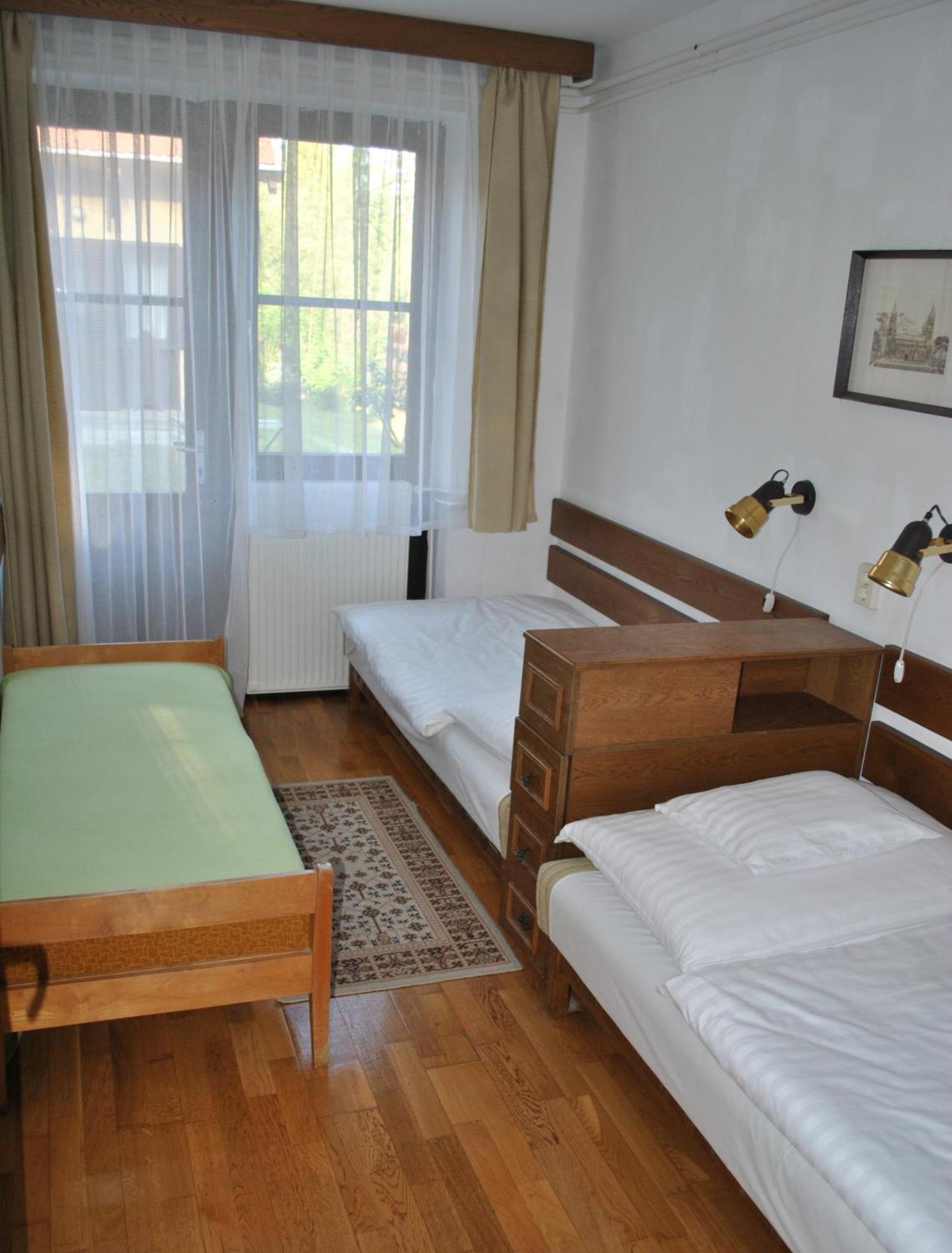 Harmónia Apartmanház Balatonlelle Phòng bức ảnh